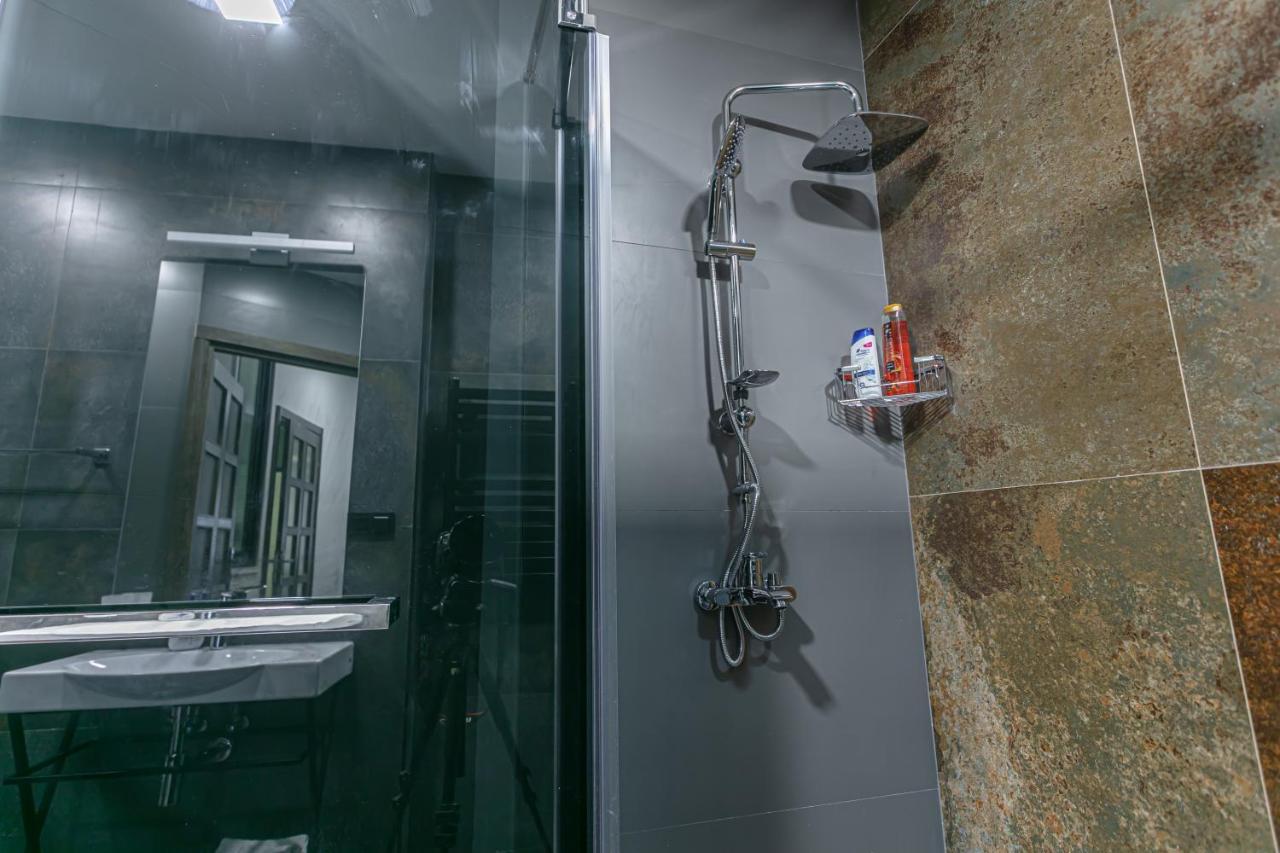 Luxe Apartment In Center Γιερεβάν Εξωτερικό φωτογραφία